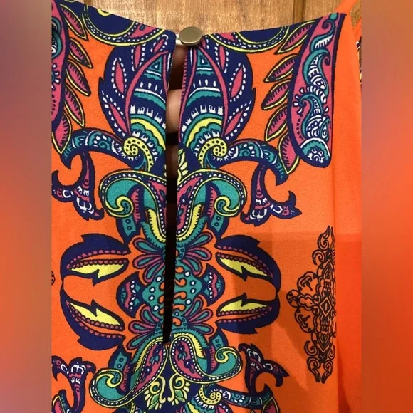 Vibrant Colored Sleeveless Keyhole/Neck Dress LARGE - Picture 6 of 11